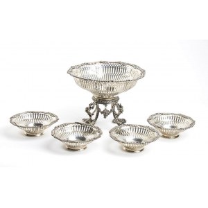 English Edwardian silver centrepiece set- Londra 18969, mark of PETER HENDERSON DEERE