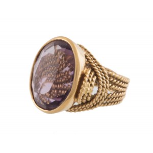 Ring with amethyst, 2nd half of 20th century.