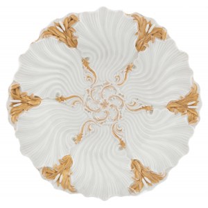 Platter with shell motif, Meissen, circa 1860.