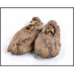 Jude, Charles (Mỹ Tho, 25 july 1953) Signed dance shoes