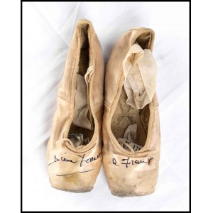 Ferrara, Diana (Roma, -) Signed dance shoes