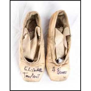 Terabust, Elisabetta (Varese, 4 august 1946 - Roma, 5 february 2018) Signed dance shoes