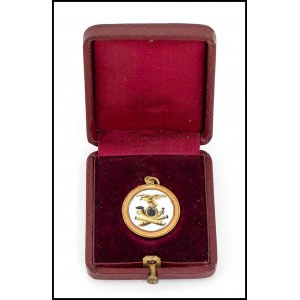 ITALY, KINGDOM Medal in gold and enamels of the Alpine artillery
