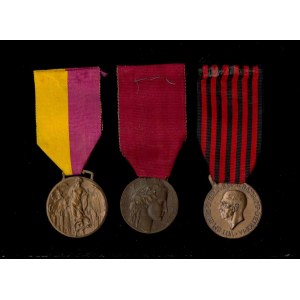 ITALY, KINGDOM Lot of three medals, Albania, March on Rome and Volunteer for the Great War