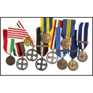 ITALY, REPUBLIC Lot of 11 Medals