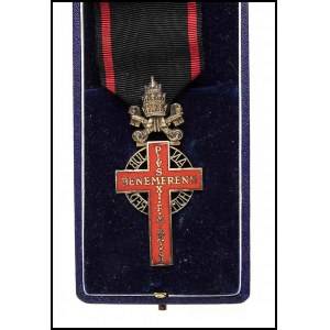 VATICAN Cross of Merits for the Jubilee of Redemption