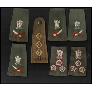 INDIA Lot of 3 pairs of shoulder patches and a single shoulder board