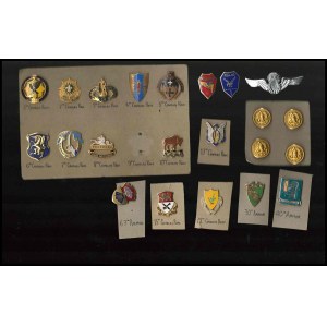 USA Lot of 22 enameled badges