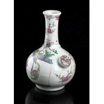 A 'FAMILLE ROSE' PORCELAIN KENDI EWER