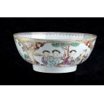 A ‘FAMILLE ROSE’ PORCELAIN LARGE BOWL