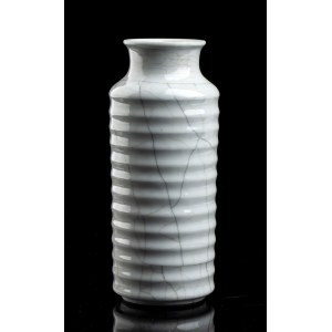 A RARE AND IMPORTANT GUAN-TYPE GLAZED PORCELAIN RIBBED VASE