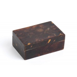 A TORTOISESHELL BOX AND COVER