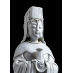 A ‘BLANC DE CHINE’ PORCELAIN FIGURE OF A FEMALE DEITY