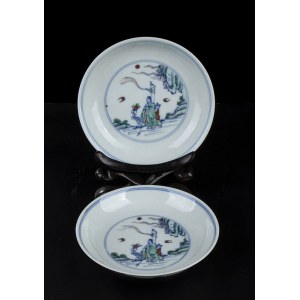 A PAIR OF DOUCAI ENAMELED PORCELAIN SMALL DISHES