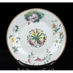 A POLYCHROME ENAMELED PORCELAIN DISH