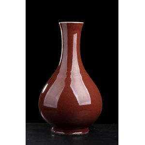 A ‘SANG DE BOEUF’ GLAZED PORCELAIN LARGE VASE