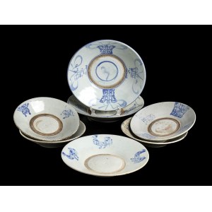 SEVEN 'BLUE AND WHITE' PORCELAIN DISHES