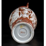 A POLYCHROME ENAMELED AND GILT ‘KUTANI’ PORCELAIN BALUSTER VASE