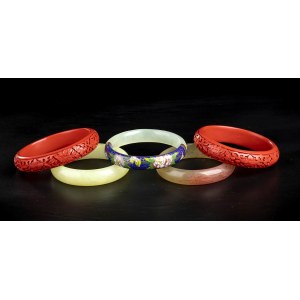 FIVE BANGLES IN DIFFERENT MATERIALS