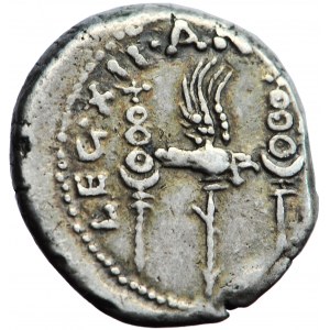 Marc Antony, Legionary AR Denarius, military mint moving with Antony (Patras ?), 32-31 BC
