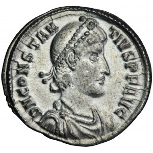 Konštantín II, Silicion, Konštantínopol, 351-355
