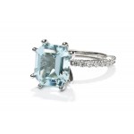 Ring with aquamarine and diamonds early 21st century jewelry