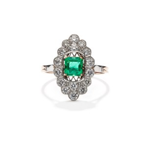 Ring with emerald and diamonds circa mid-20th century, jewelry