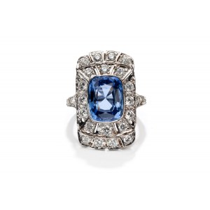 Ring with sapphire and diamonds 1920s-30s, jewelry