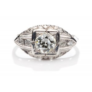Ring with diamonds 1920s-30s, jewelry