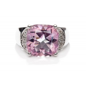 Pink topaz ring early 21st century jewelry