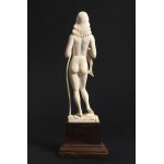 Grand nu féminin, pêcheuse, ivoire, vers 1920