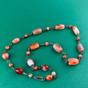 Orno Handicraft Cooperative, Necklace with agates