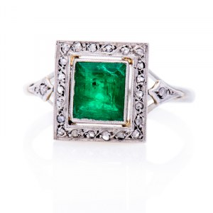 Ring, France, first half of the 20th century.