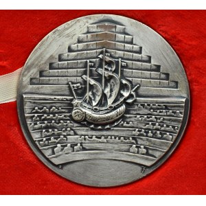 Polsko, medaile rektora Střední školy plánování a statistiky, krabička a věnování, postříbřený bronz