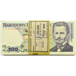 Poland, PRL, bank parcel of 200 zlotys 1988, Warsaw, EC series, UNC