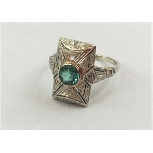 Ring mit grünem Stein, Art déco, 1930er Jahre.