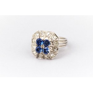 Art deco style ring with sapphires and diamonds, 20th century.