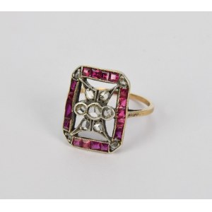 Ring with rubies