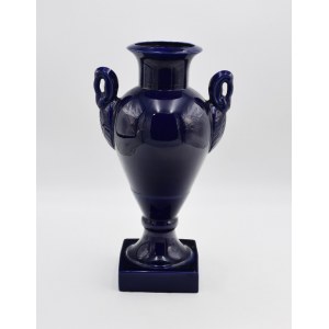 Amphora in sapphire color