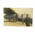 [Letectvo druhé republiky] Plukovník pilot Janusz Mościcki (1906-1985). Soubor unikátních fotografií z období druhé republiky, které se týkají letectví. Dęblinská škola orlů, poznaňský aeroklub, piloti a pilotky, letadla RWD, Junkers G24, Fokker F VIIb/3m