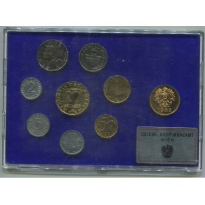 Austria Set of 8 Coins & 1 Token 1982