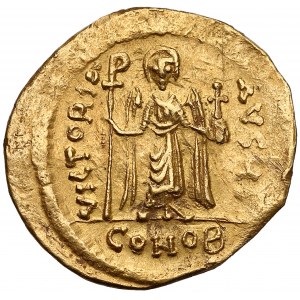 Phocas (AD 602-610), AV Solidus, Constantinople mint, 6th officina, struck circa AD 607-609