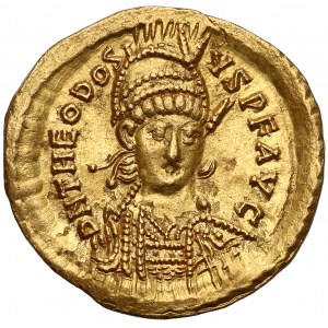 Theodosius II (Eastern Roman Emperor AD 402-450), AV Solidus, Constantinople mint, AD 443-450