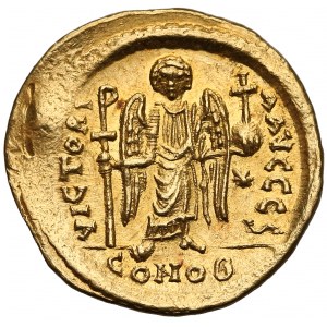 Justinian (AD 527-565), AV Solidus, Constantinople mint, 6th officina