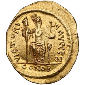 Justin II (AD 565-578), AV Solidus, Constantinople mint, 7th officina