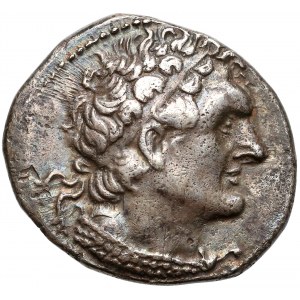 Ptolemaic Kingdom, Ptolemy VI Philometor (180-145 BC), AR Tetradrachm, Paphos mint, year Z = 164/163 BC. 