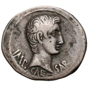 Augustus (27 BC- AD 14), AR Cistophorus, Ephesos mint, struck circa 25-20 BC. 