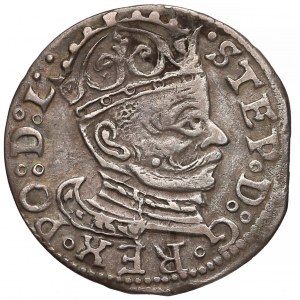 Stefan Batory, Trojak Ryga 1583 - ozdobny naramiennik