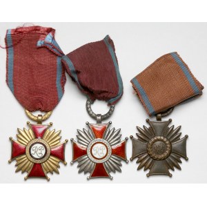 Krzyże Zasługi 1946-1952 w trzech klasach (3szt.) 