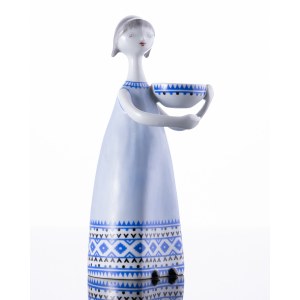 Porcelánová manufaktúra Hollóháza, Maďarsko, navrhla Márta J. Seregély, Figúrka ženy s miskou, dizajn 1960.